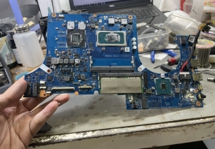 Sửa Laptop Nhanh tại Cao Lãnh Đồng Tháp: Vinh Laptop Uy Tín, Lấy Liền!