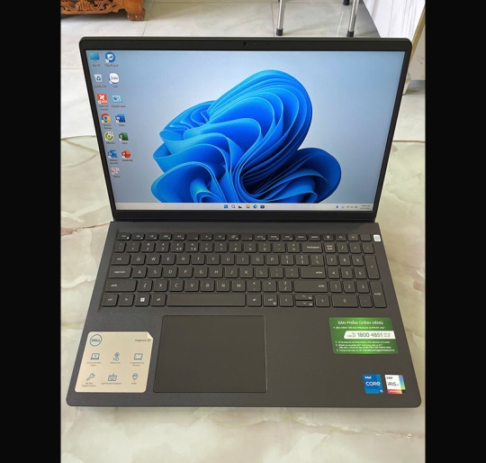 Dell Inspiron 3520 I5-1235U/16GB/512G/15.6 FHD 120Hz