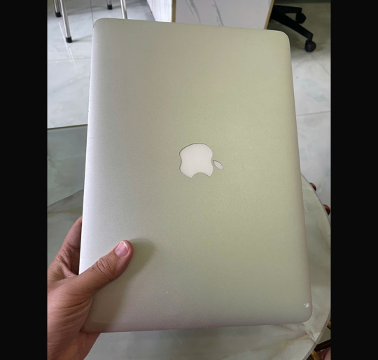 Macbook Air 2013 A1466 I5 / 4GB / 128GB / 13.3 HD+