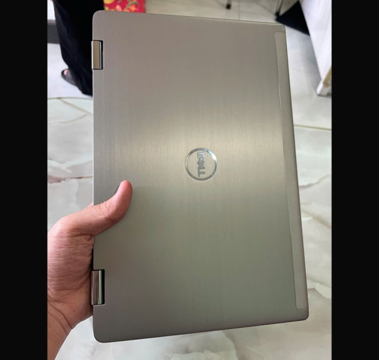 Dell Latitude 7330 2in1 i5-1245U/16GB/256GB/13.3 FHD