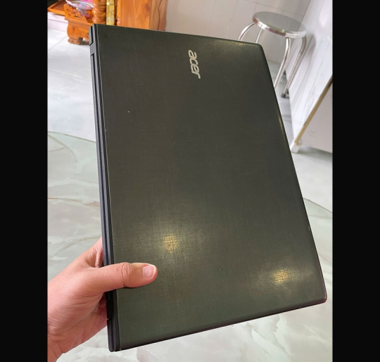 Acer E5-575 i3-6100U/4GB/160GB/15.6 HD