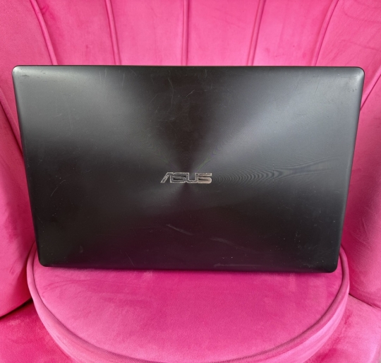Asus X550C i5-3337U/4G/120G/15.6 HD/VGA