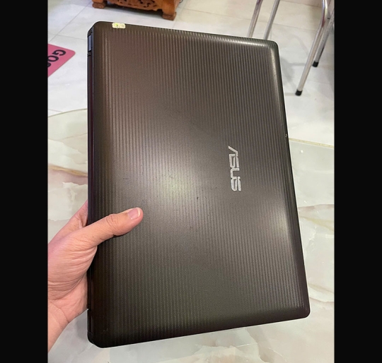 Asus K45A i3-2370M/4GB/SSD 60GB+HDD 320GB/14 HD