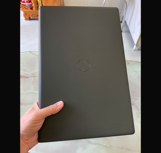 Dell Inspiron 3520 I5-1235U/16GB/512G/15.6 FHD 120Hz