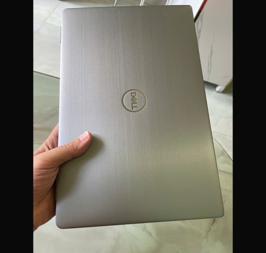 Dell Latitude 7430 i7-1265U/16G/256G/14 FHD (NHÔM)