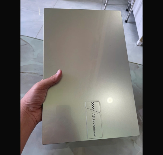 Asus Vivobook 15 X1504 i5-1235U/16G/512G/15.6 FHD