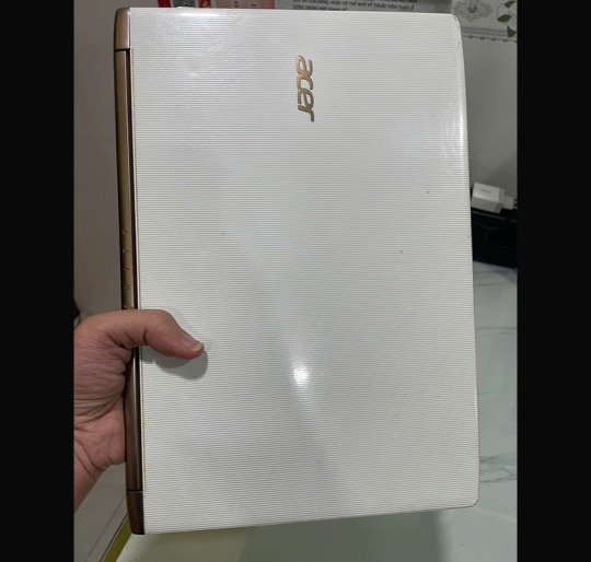 Acer Swift 5 SF514-51 i5-7200U/8GB/256GB/14 FHD