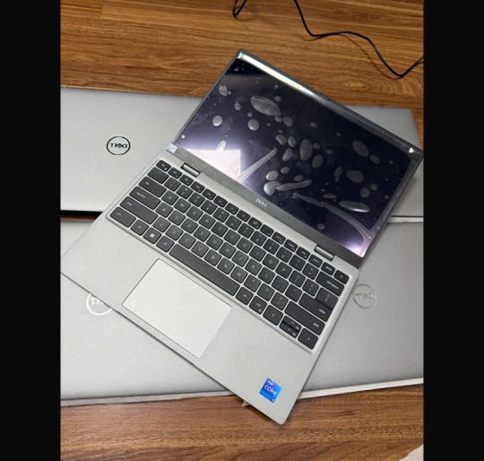 Dell Latitude 3320 i5-1135G7/8GB/256GB/13.3 FHD