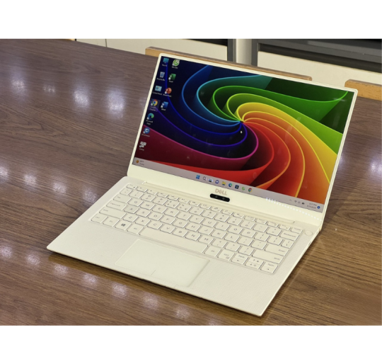 DELL XPS 9370 (TRẮNG - HỒNG) I5-8350U/8G/256G/13.3 FHD