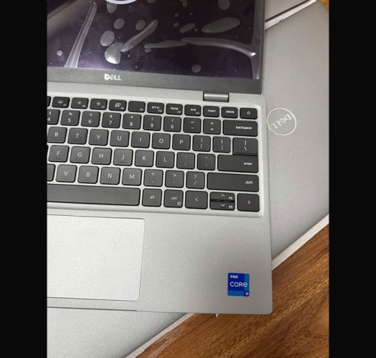 Dell Latitude 3320 i5-1135G7/8GB/256GB/13.3 FHD