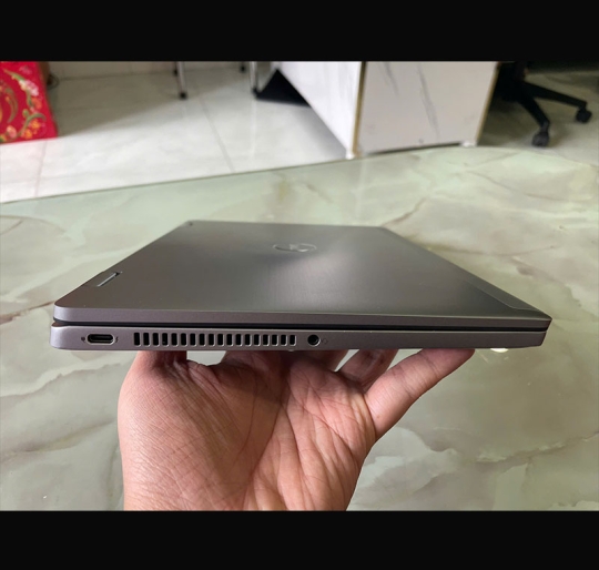 Dell Latitude 7330 2in1 i5-1245U/16GB/256GB/13.3 FHD