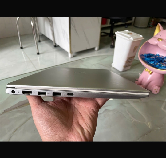 Dell Inspiron 5590 I5-10210U/8GB/256GB/MX250/15.6 FHD