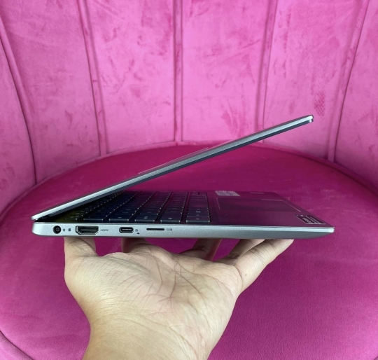 Dell Latitude 3301 I5-8265U/8G/256G/13.3 FHD