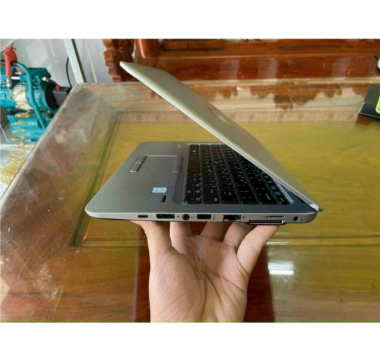 HP Elitebook 820 G3  i7-6600U/8G/256GB/12.5 HD