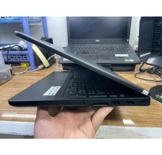 DELL Precision 3510 I7-6820HQ/8G/256G/15.6 FHD