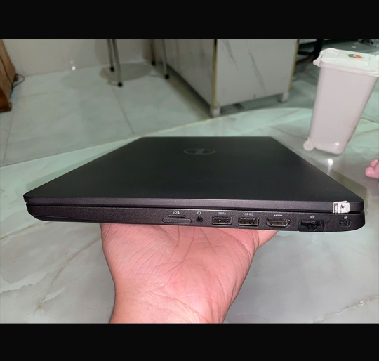 Dell Latitude 5500 i5-8365U/8GB/256GB/15.6 FHD