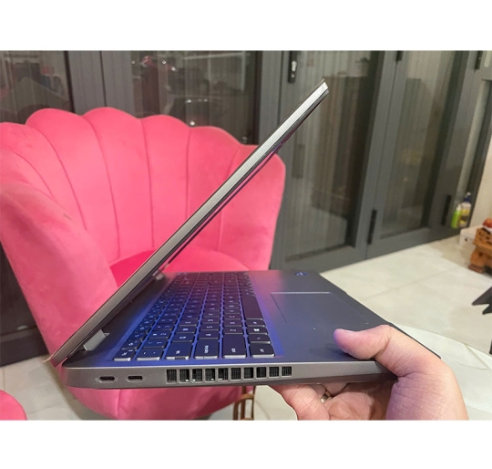 Dell Precision 3561 i7-11850H/16G/256G/T600 4GB/15.6 FHD