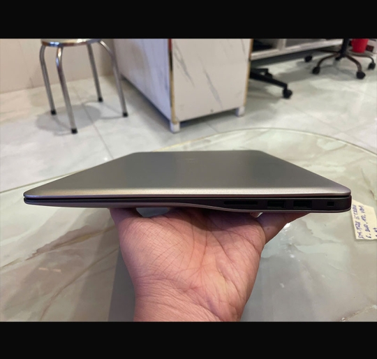Dell Inspiron 7548 i5-5200U/6GB/240GB/VGA 4GB/15.6 HD