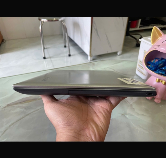 Lenovo 330-14ISK i3-7020U/8GB/180GB/14 HD