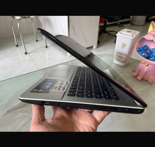 Asus K450 i3-3217U/6GB/120GB/14 HD