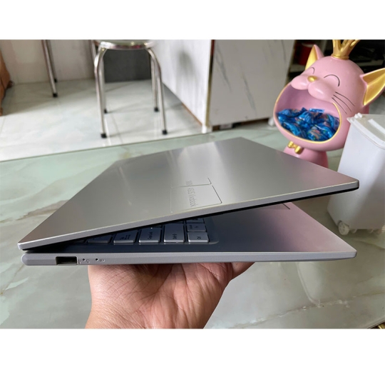 Asus Vivobook 15 X1504 i3-1215U/8G/512G/15.6 FHD