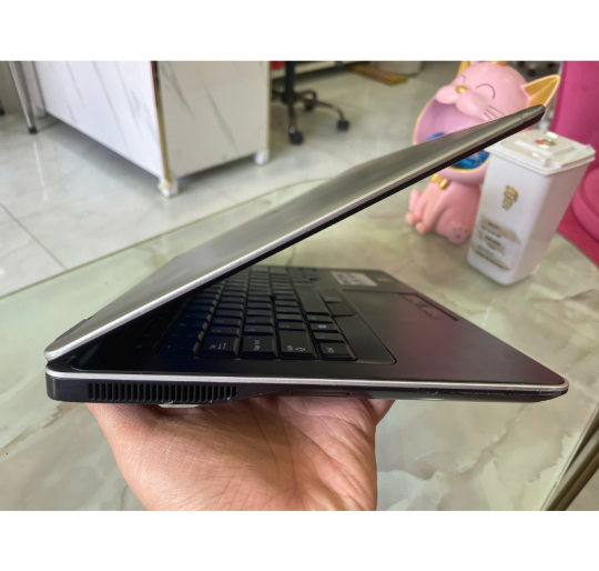 Dell Latitude 7440 i7-4600U/8G/256G/14 HD