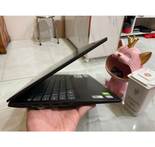 Lenovo Ideapad S145-15IWL i3-8145U/8G/256G/15.6 FHD