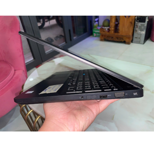 Dell Latitude 5580 i5-7300HQ/8G/240G/MX150/15.6 HD