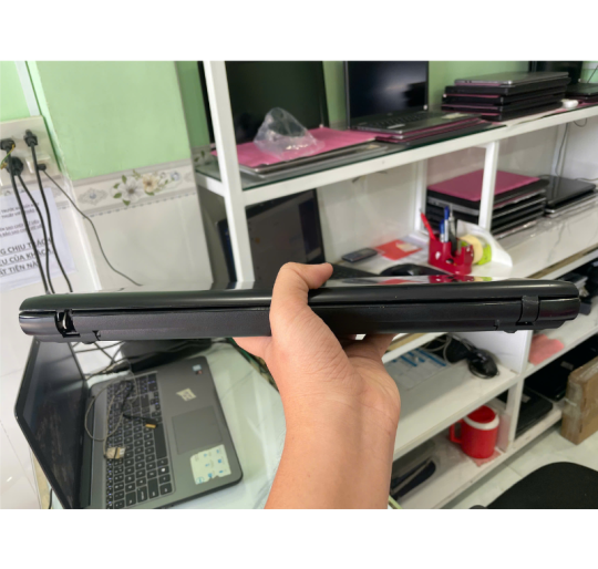 Sony SVE151 I5-3320M/4G/128G/15.6HD