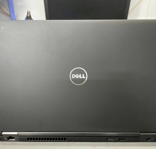Dell Latitude 5480 i5-6440HQ/8G/256G/14FHD